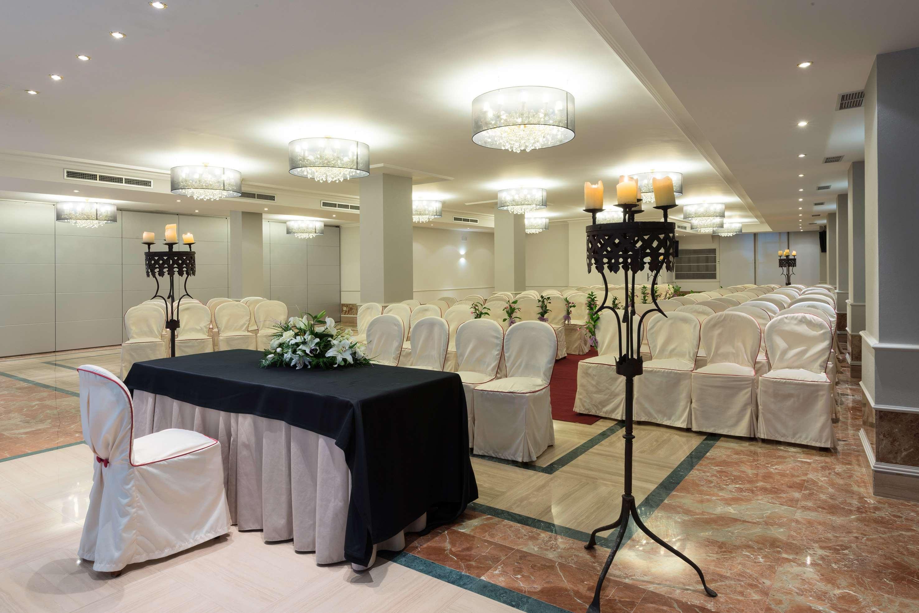 Hotel Madrid Leganes Affiliated By Melia Exterior photo