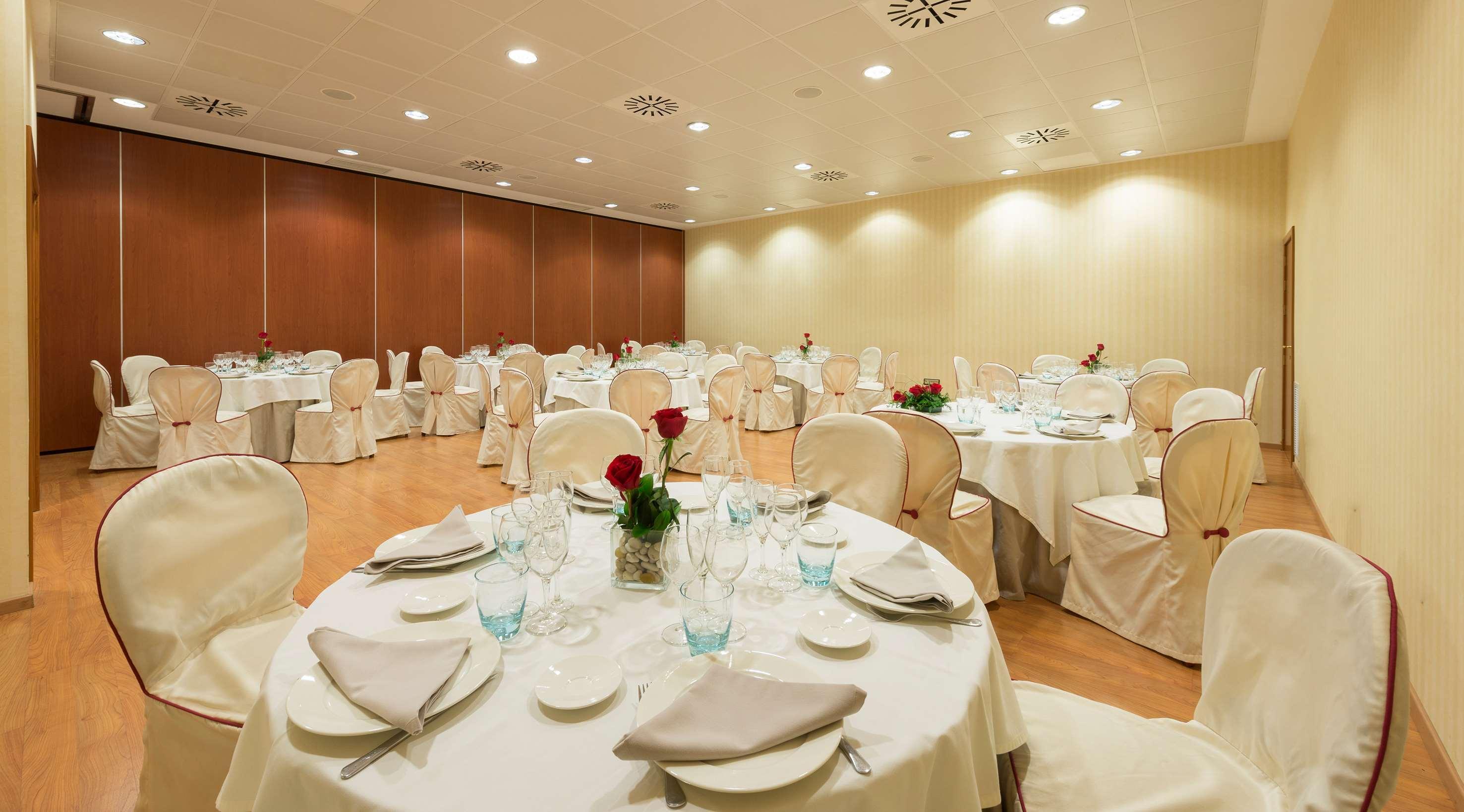 Hotel Madrid Leganes Affiliated By Melia Exterior photo